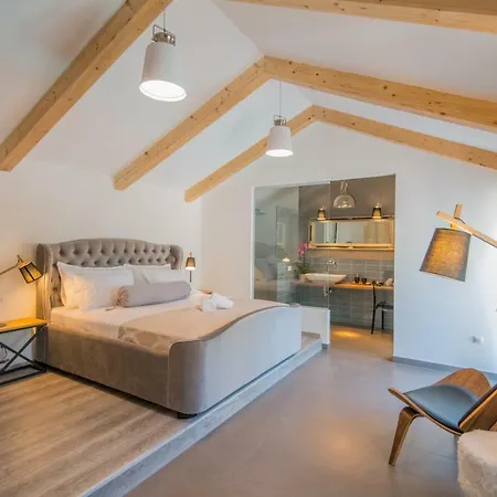 De Linda - Exklusiv * Makarska