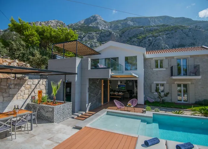 De Linda - Exklusiv * Makarska