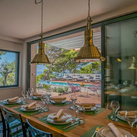 De Linda - Exklusiv Villa Makarska